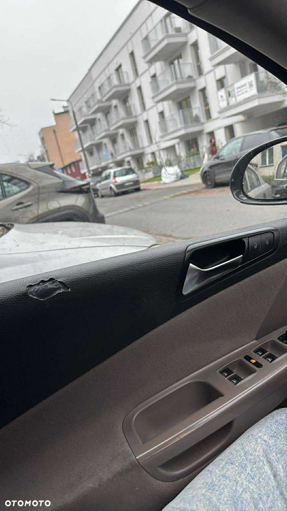 Volkswagen Passat 2.0 TDI Comfortline R-Style - 6