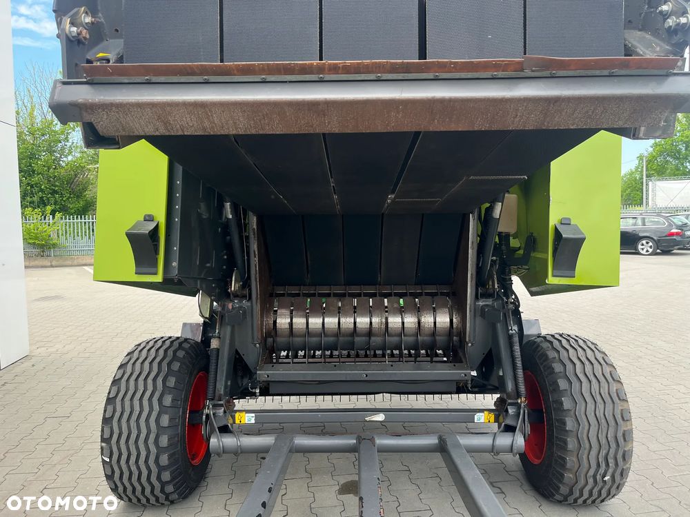 Claas Variant 350 - 12