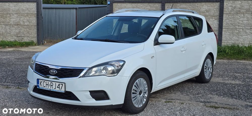 Kia Ceed 1.4 Comfort - 11