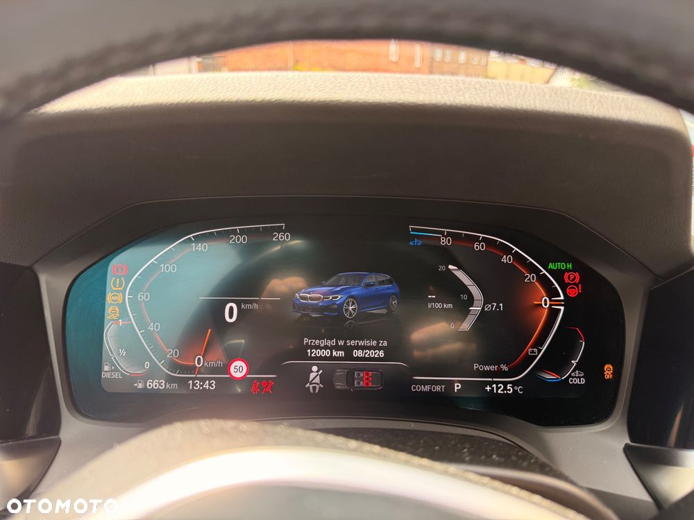 BMW Seria 3 320d xDrive M Sport - 13