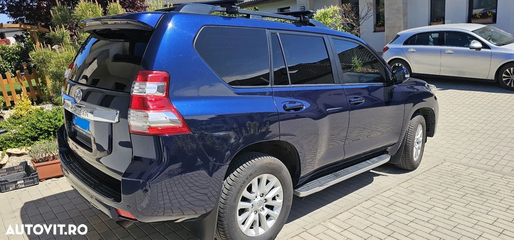 Toyota Land Cruiser 3.0l Turbo D-4D Aut. AVS 7 Locuri Luxury - 4