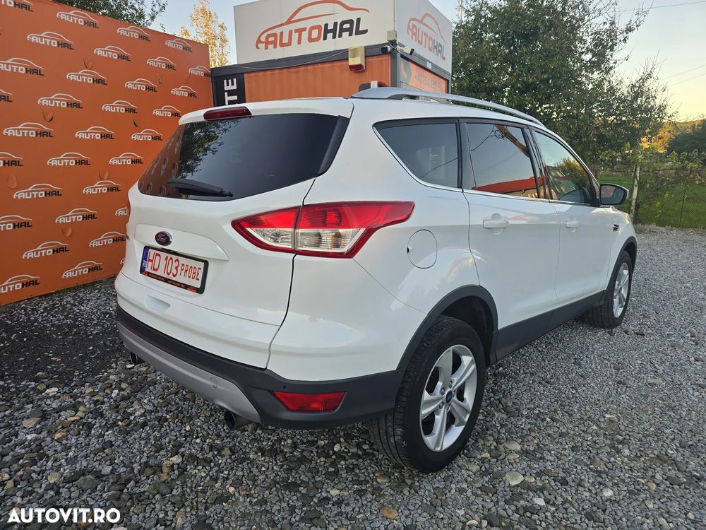 Ford Kuga 2.0 TDCi 2x4 Trend - 3