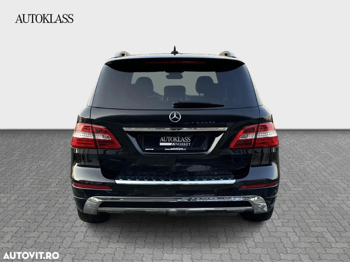 Mercedes-Benz ML 350 BlueTec 4MATIC Aut - 4