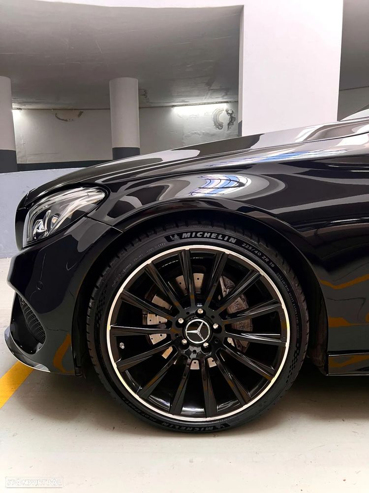 Mercedes-Benz C 220 d 4Matic 9G-TRONIC Night Edition - 3