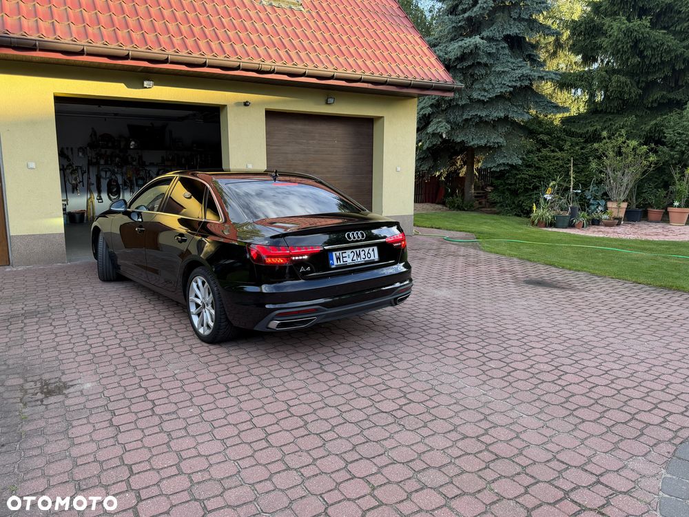 Audi A4 Limousine - 2