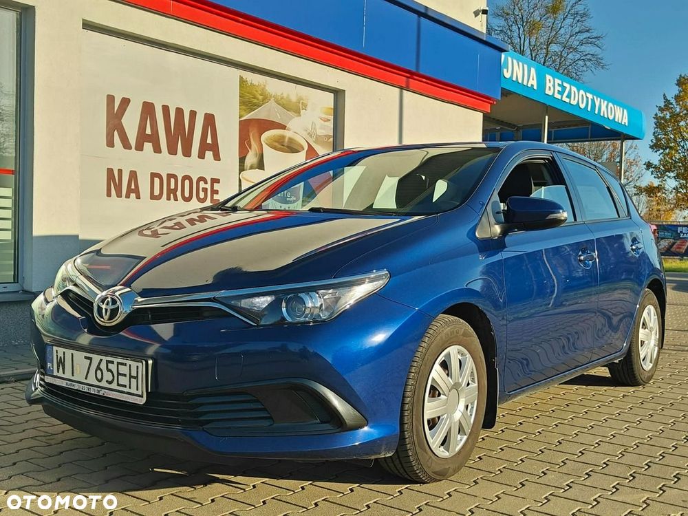 Toyota Auris - 1
