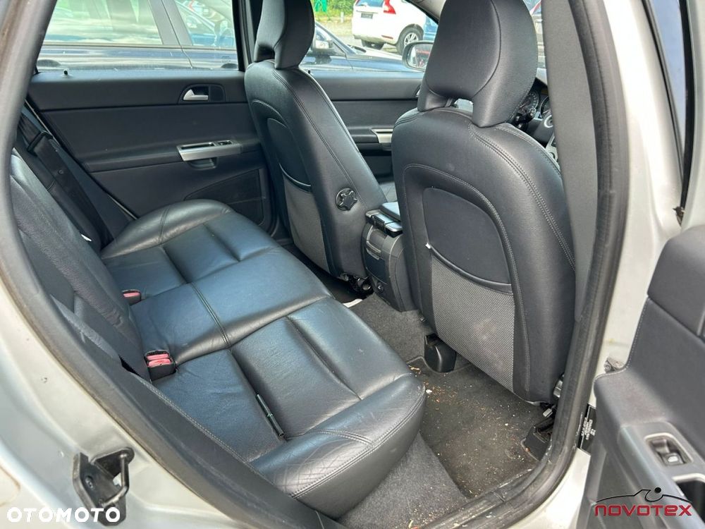 Volvo V50 - 11