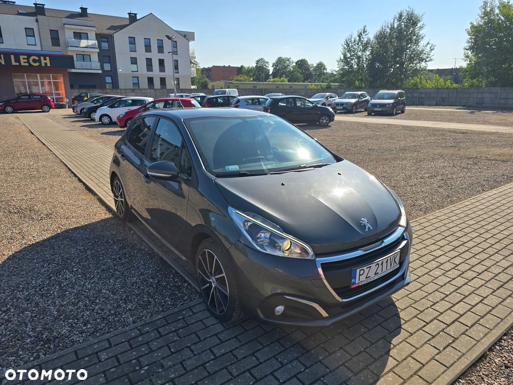 Peugeot 208 1.2 PureTech Style - 4
