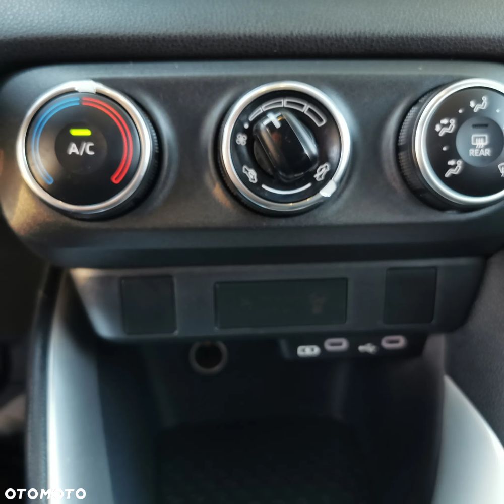 Toyota Yaris 1.5 Comfort - 19