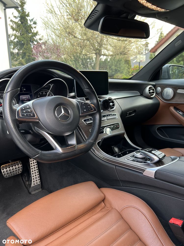 Mercedes-Benz Klasa C 300 7G-TRONIC AMG Line - 15