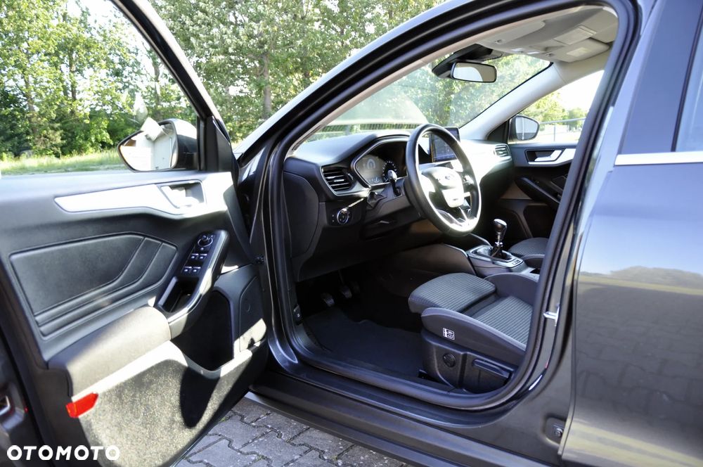 Ford Focus 1.5 EcoBlue Start-Stopp-System TITANIUM - 18