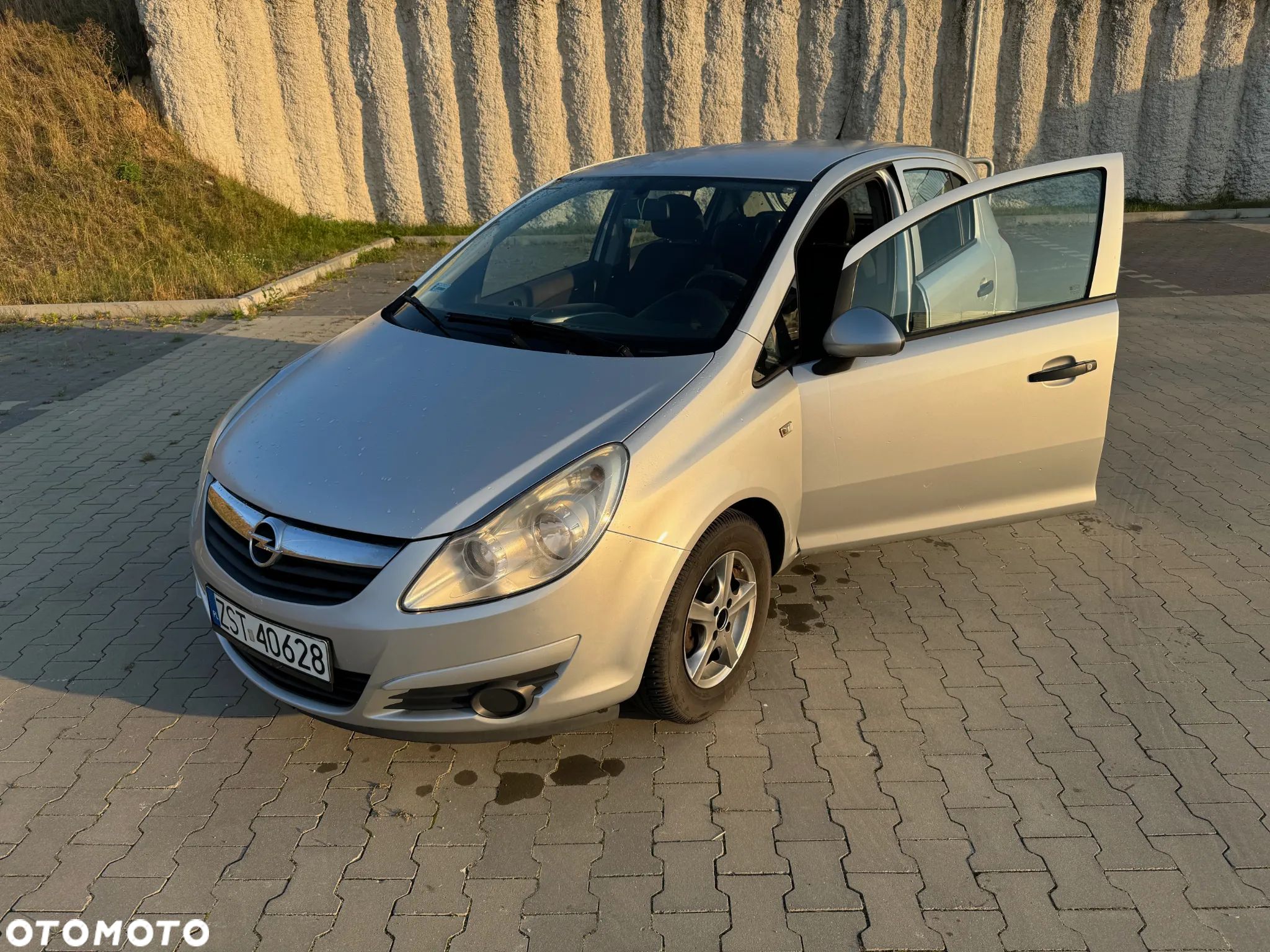 Opel Corsa - 1