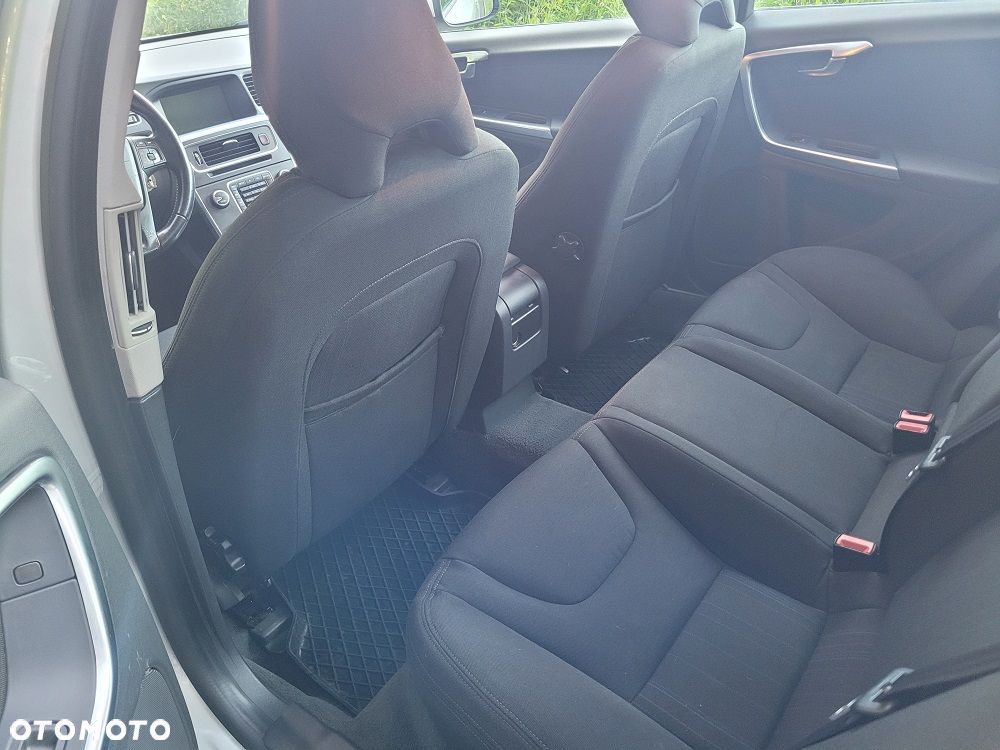 Volvo S60 DRIVe Kinetic - 8