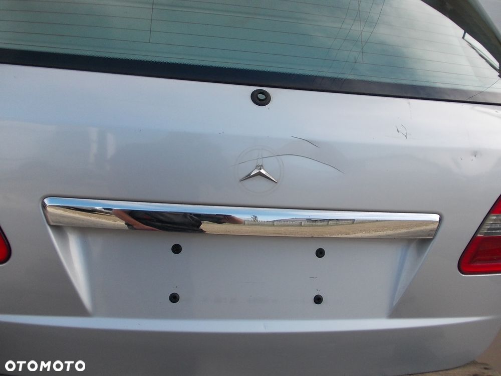 Klapa bagażnika tył Mercedes B klasa W245 zdrowa - 15