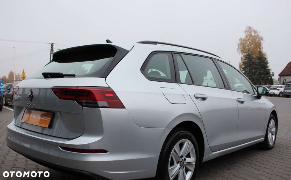 Volkswagen Golf - 6