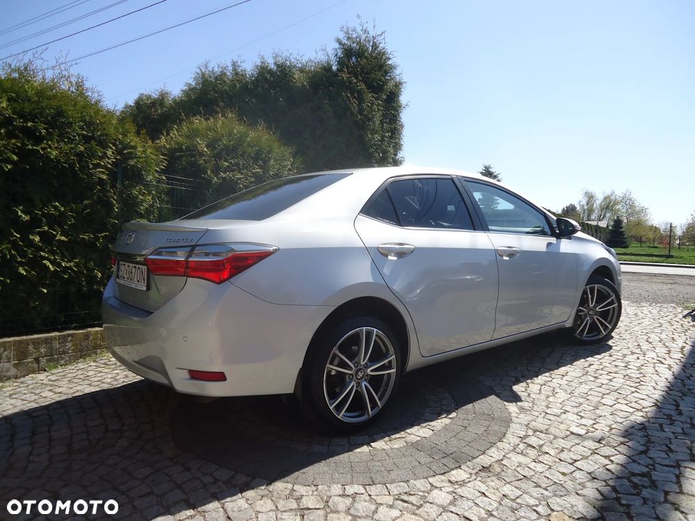 Toyota Corolla 1.6 Comfort - 8