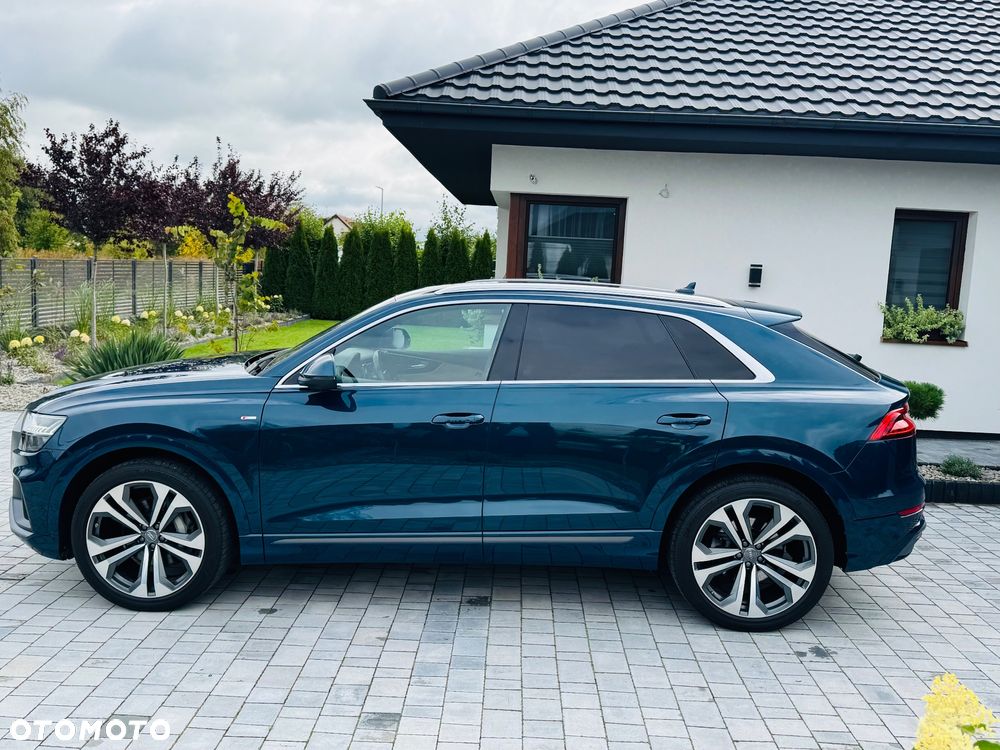Audi Q8 - 6
