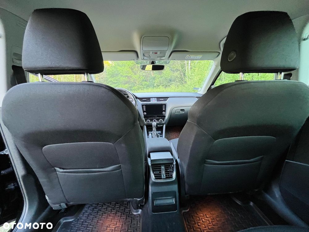 Skoda Octavia Scout 2.0 TDI 4x4 DSG - 12