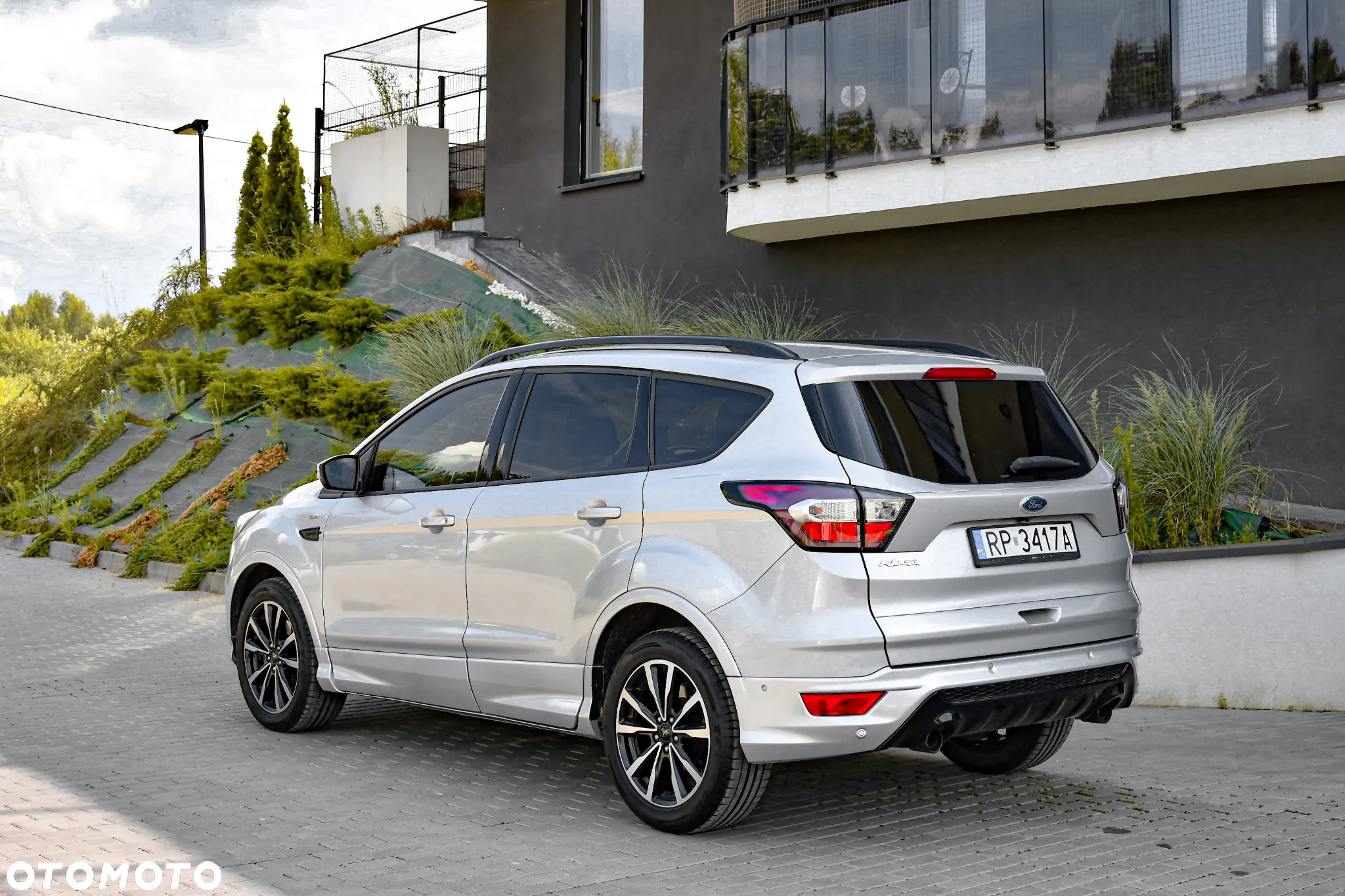 Ford Kuga 1.5 TDCi FWD ST-Line - 3
