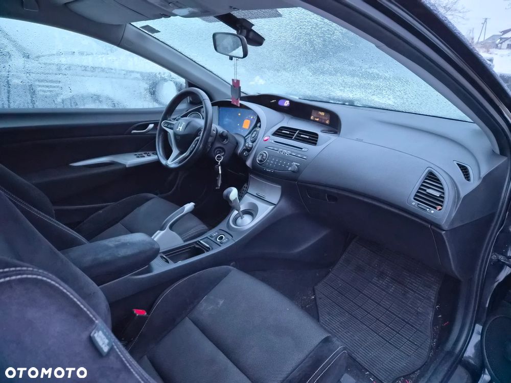 Honda Civic 2.2i-CTDi DPF Type S - 4