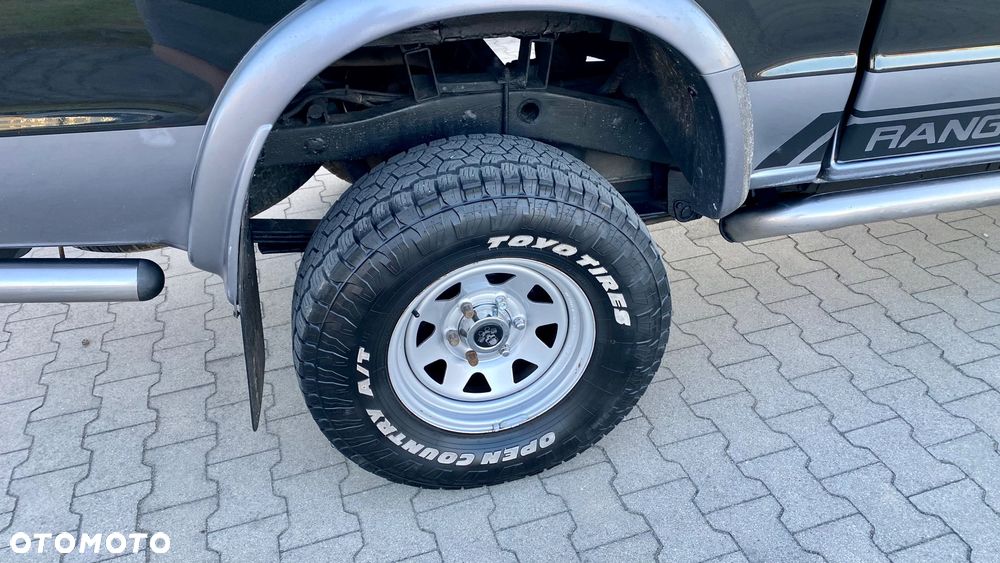 Ford Ranger XLT - 13