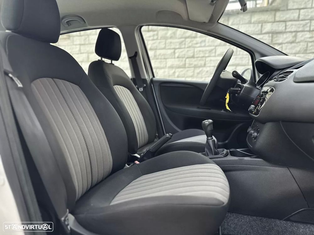 Fiat Punto 1.3 M-Jet Easy S&S - 13