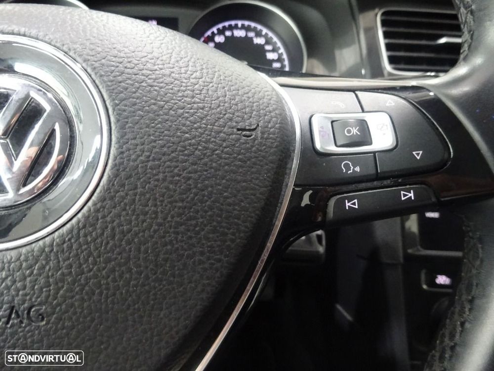 VW Golf Variant 1.6 TDi Confortline - 19