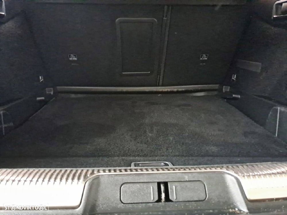 DS DS7 E-Tense Performance Line+ EAT8 - 6