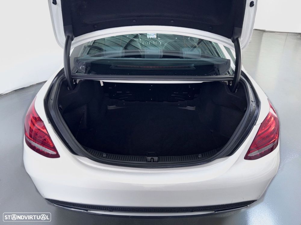 Mercedes-Benz C 300 BlueTEC Hybrid AMG Line - 20