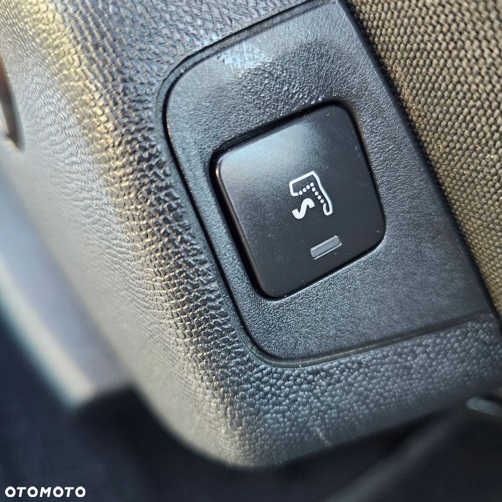 Peugeot 5008 - 17