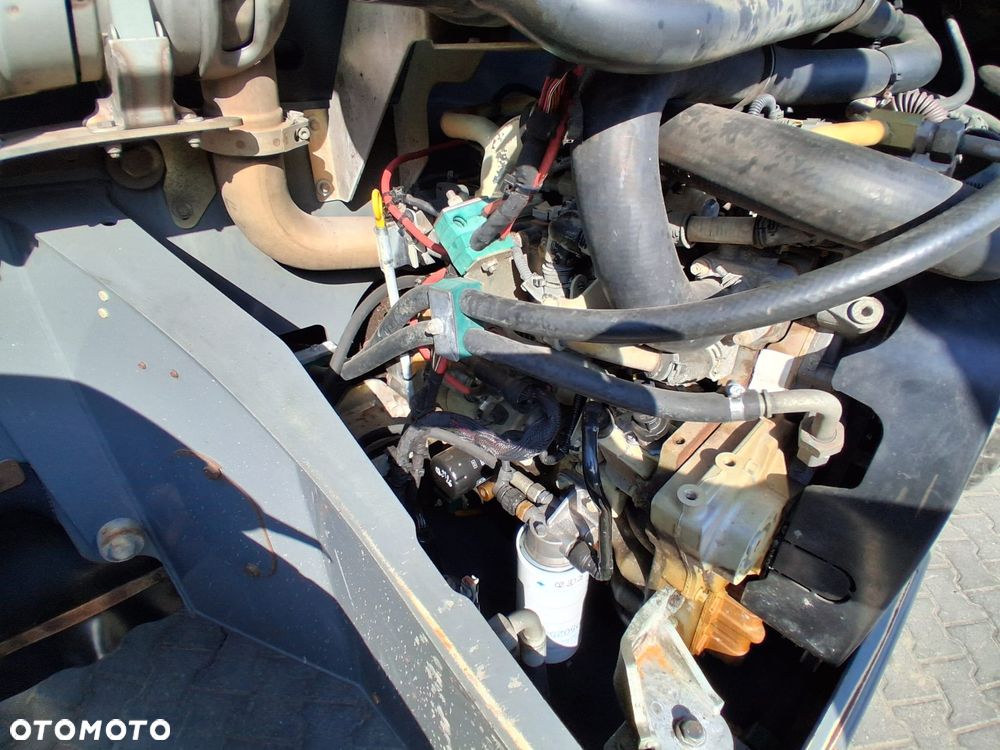 Claas SCORPION 7050 - 19