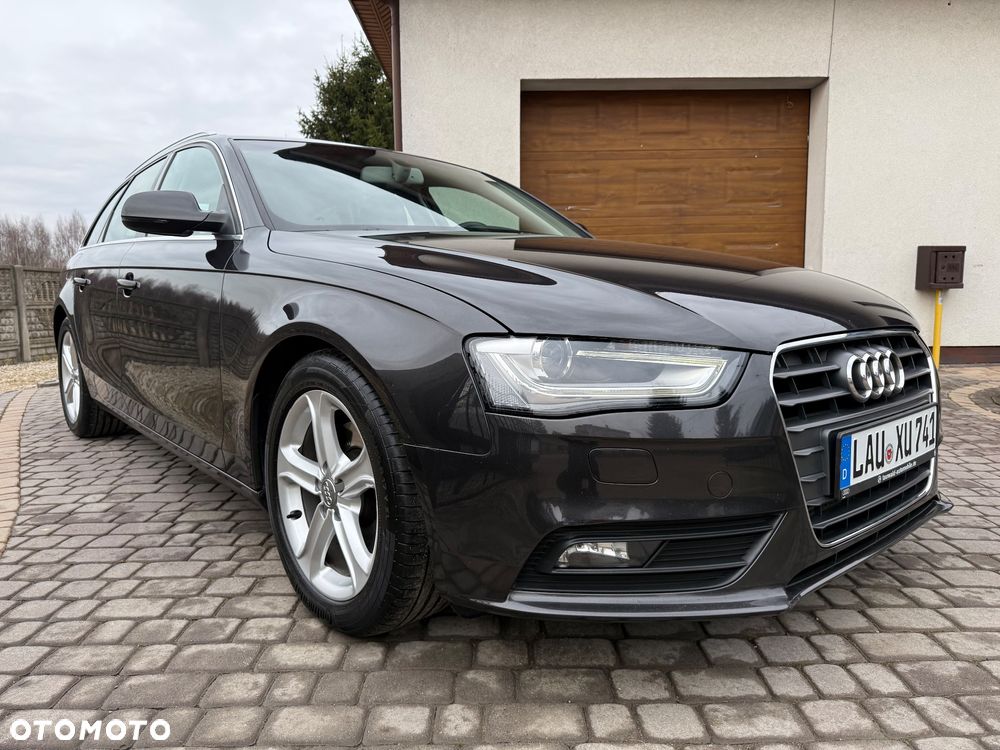 Audi A4 Avant 2.0 TDI DPF S line Sportpaket - 28