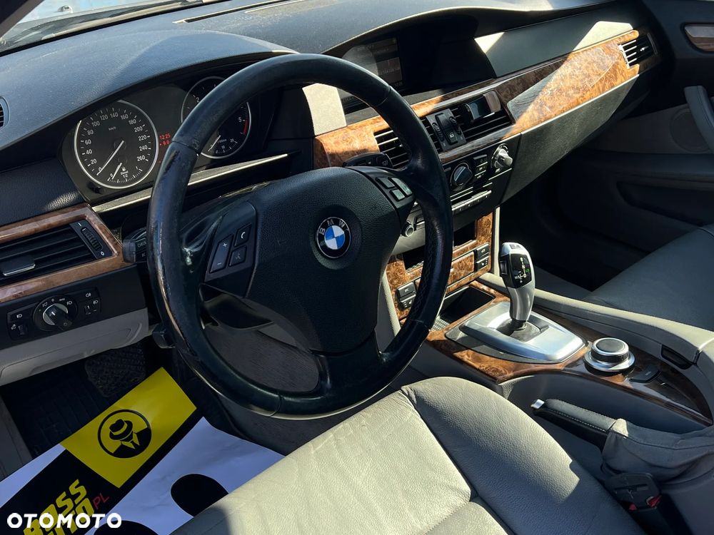 BMW Seria 5 520d - 11