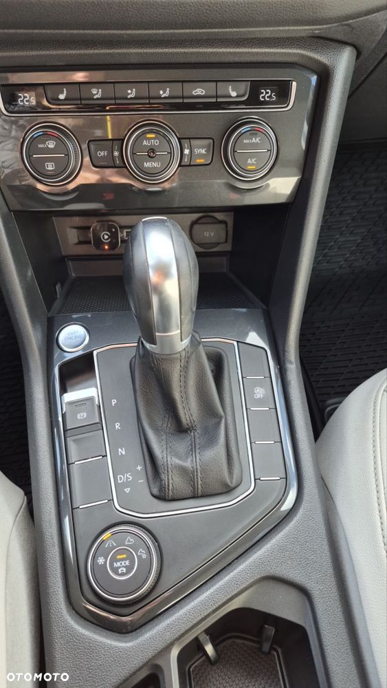 Volkswagen Tiguan - 25