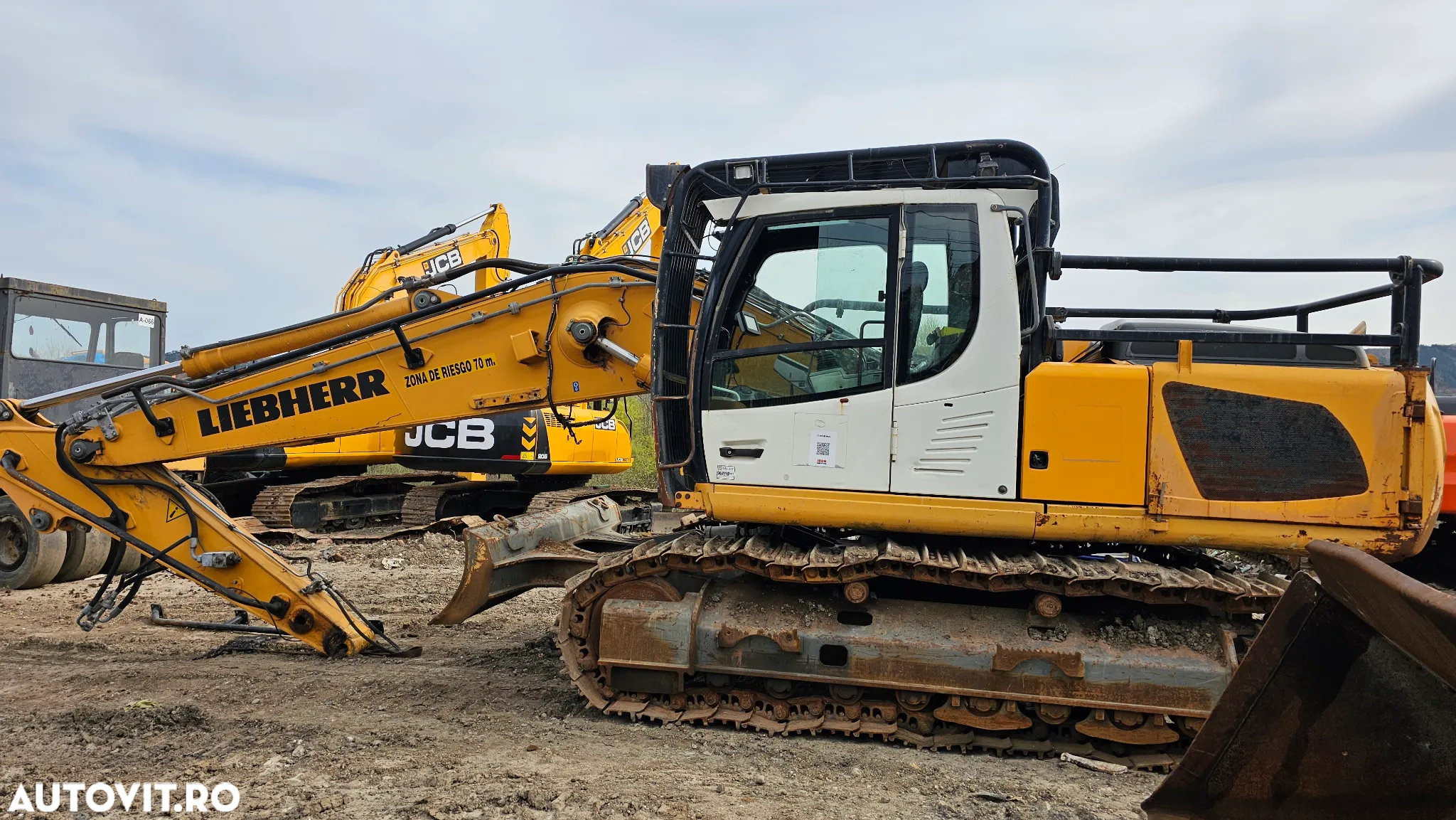 Liebherr R 916 Excavator pe șenile - 4