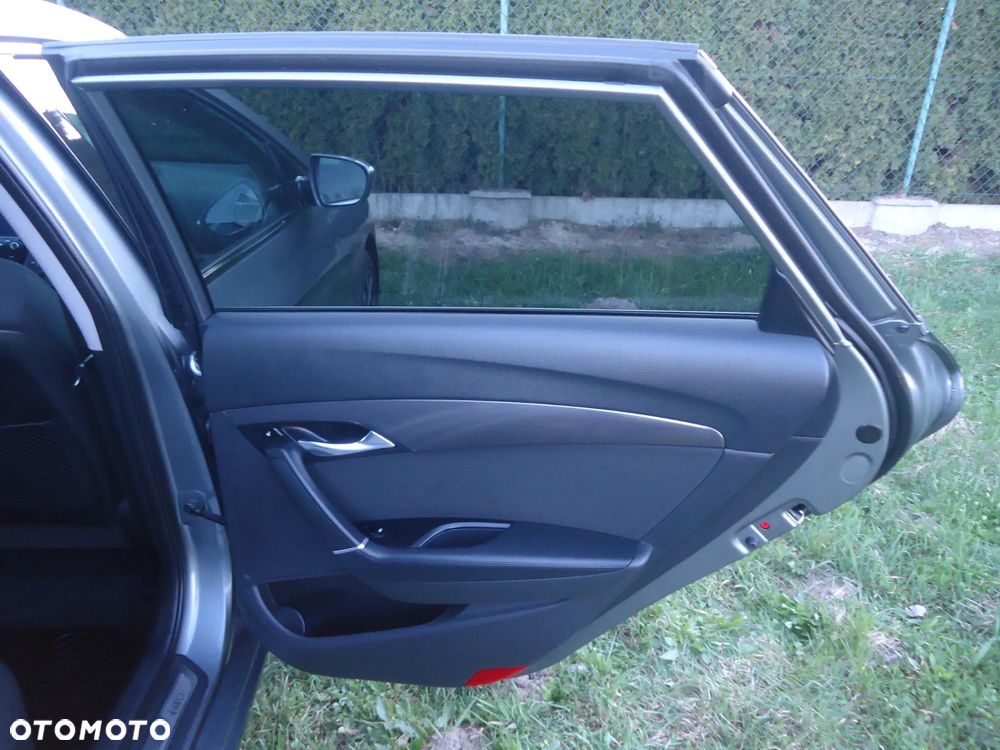 Hyundai i40 Kombi 2.0 Automatik Premium - 32