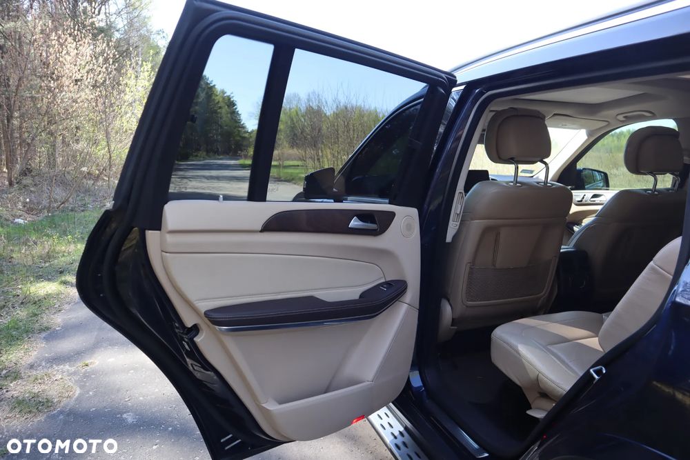 Mercedes-Benz GLS - 9