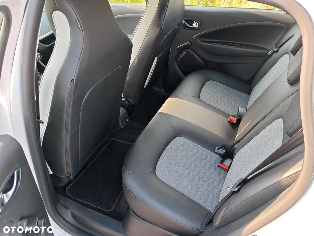 Renault Zoe - 36