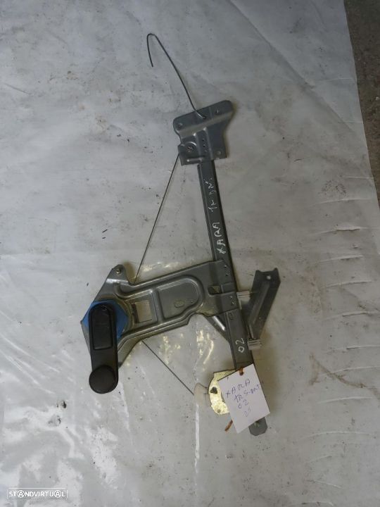 Elevador Manual Tras Direito Citroen Xsara 2002 - 1