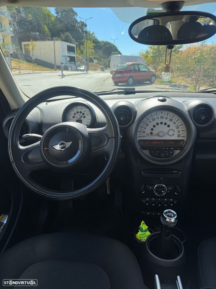 MINI Countryman Cooper D - 8
