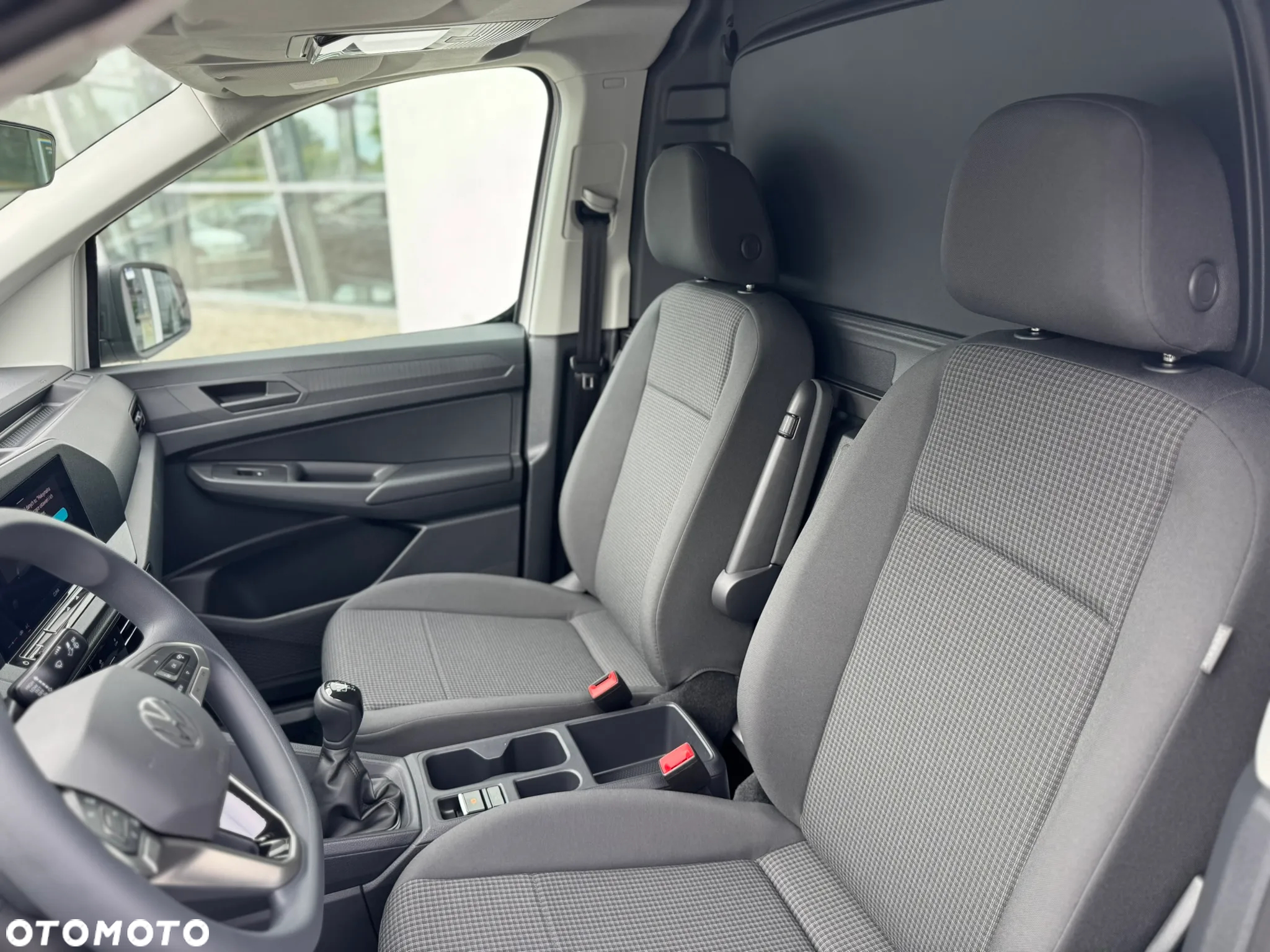 Volkswagen Caddy Maxi Cargo - 16