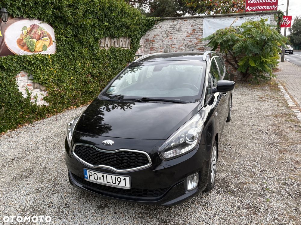 Kia Carens - 3