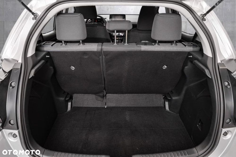 Toyota Yaris 116 1.5 VVT-i Comfort - 23