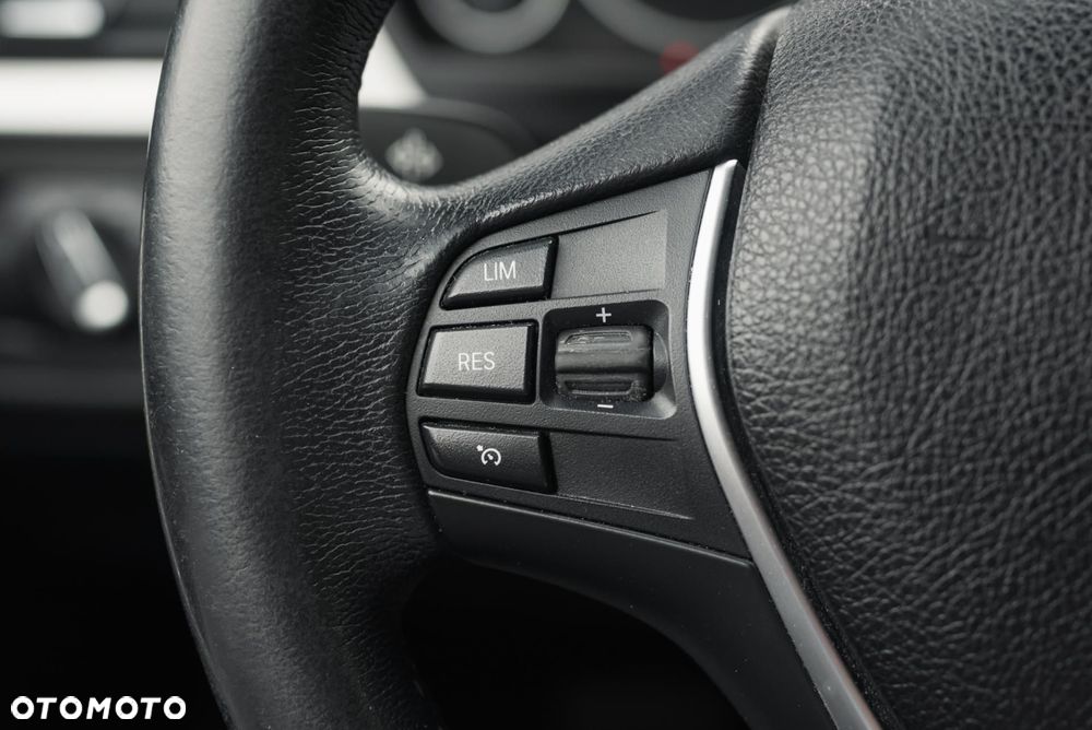 BMW Seria 3 - 24