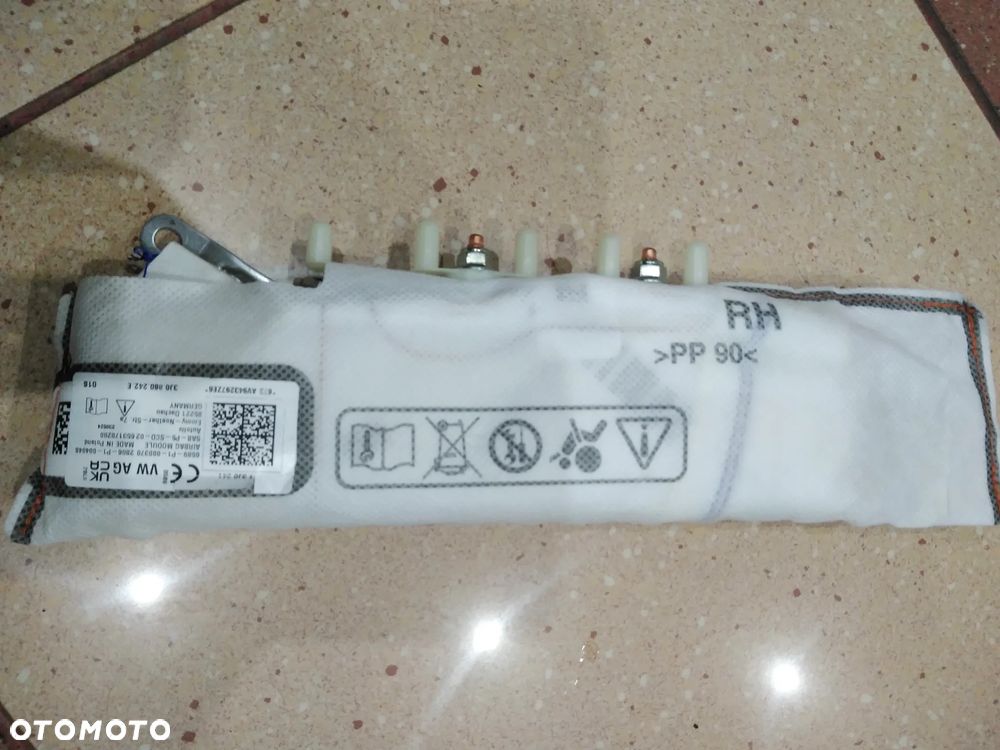 VW PASSAT B9 poduszka powietrzna w fotel prawa strona 3J0 880 242 E