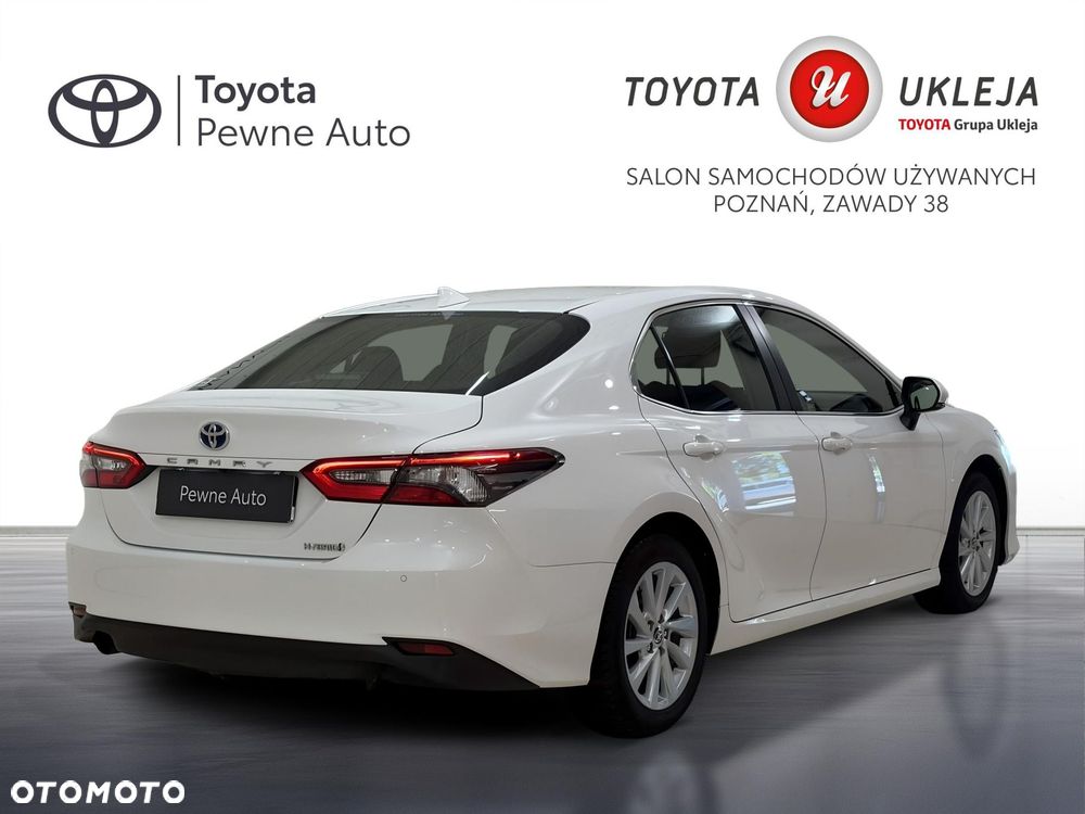 Toyota Camry 2.5 Hybrid Comfort CVT - 2