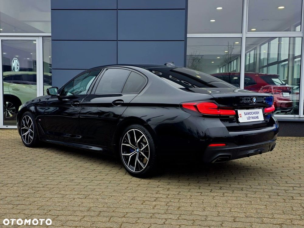 BMW Seria 5 530i xDrive M Sport sport - 10