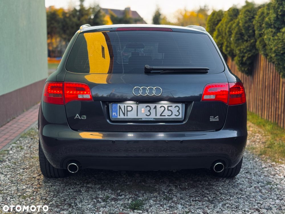 Audi A6 Avant 2.4 Quattro - 5