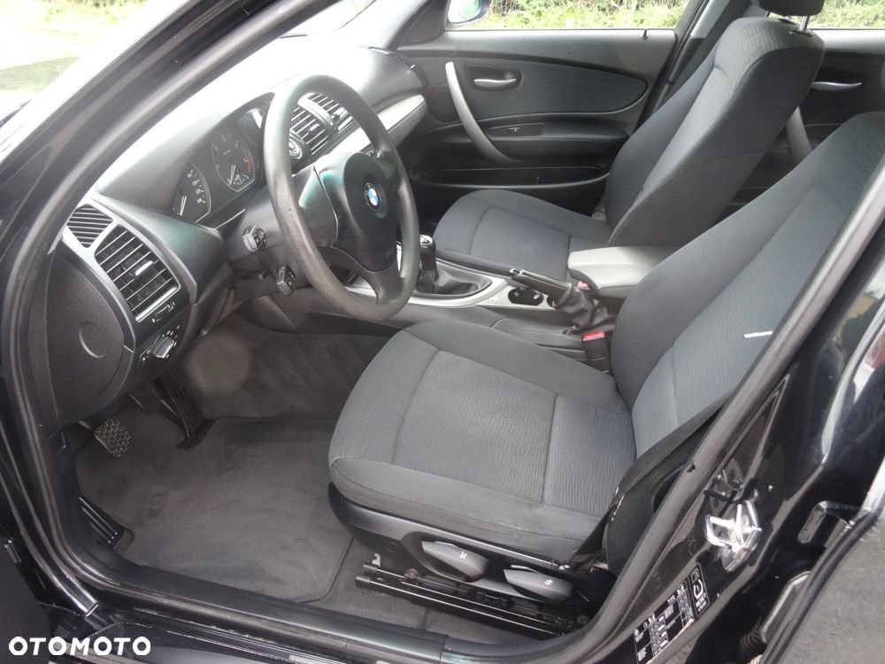 BMW Seria 1 118d - 15