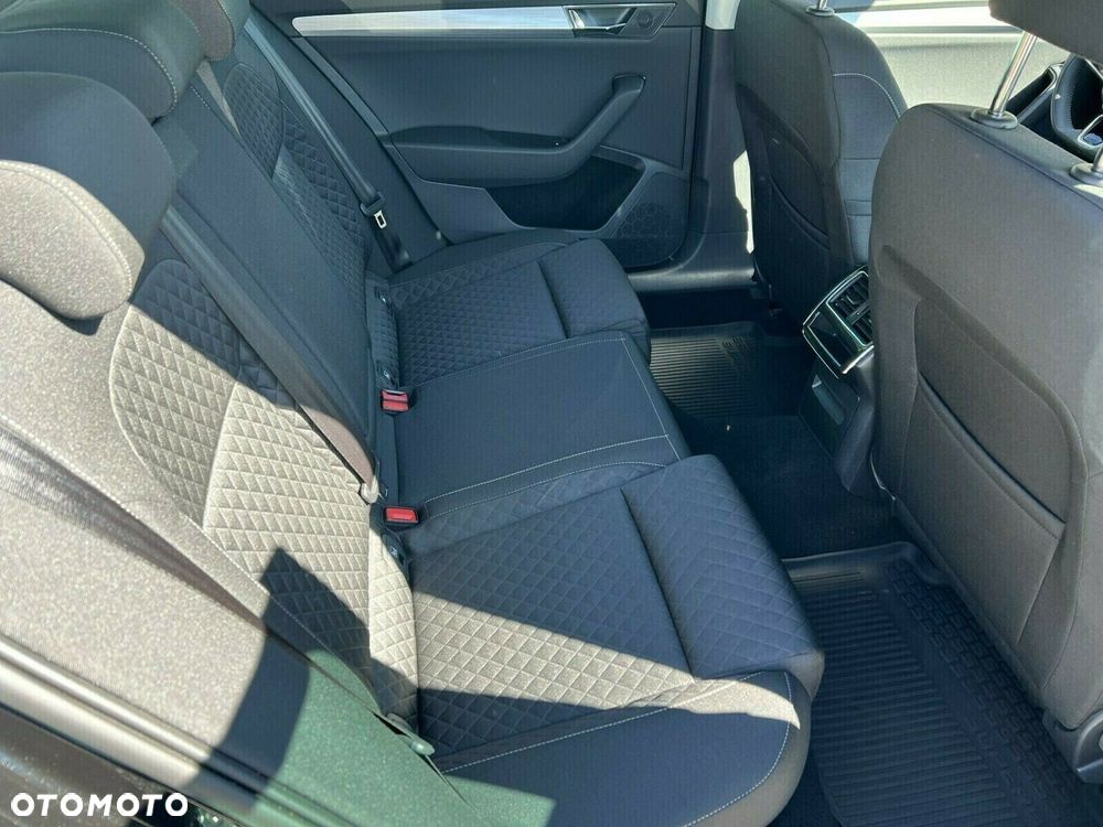 Skoda Superb 1.5 TSI Ambition DSG - 12